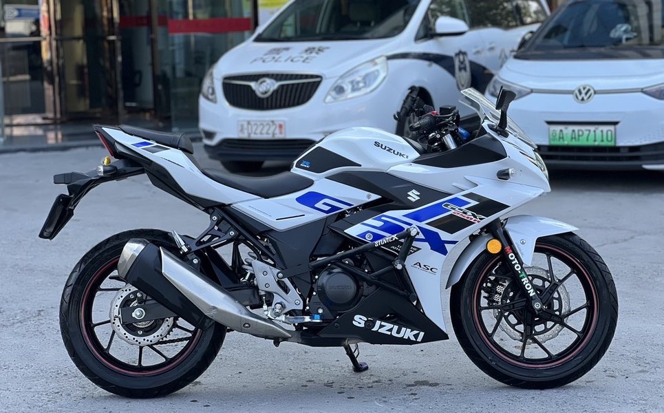 二手豪爵铃木GSX250R