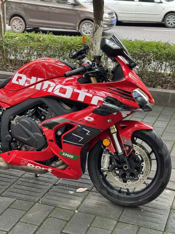 二手QJMOTOR赛800