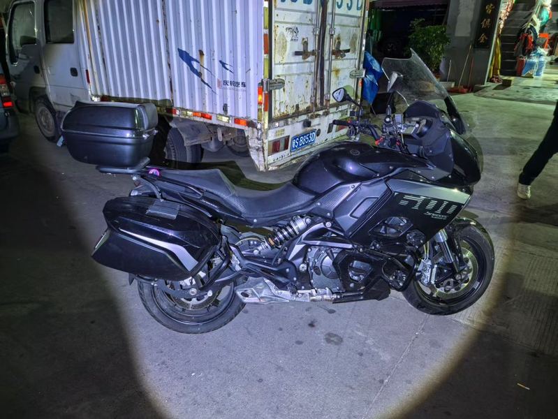 二手贝纳利600GC