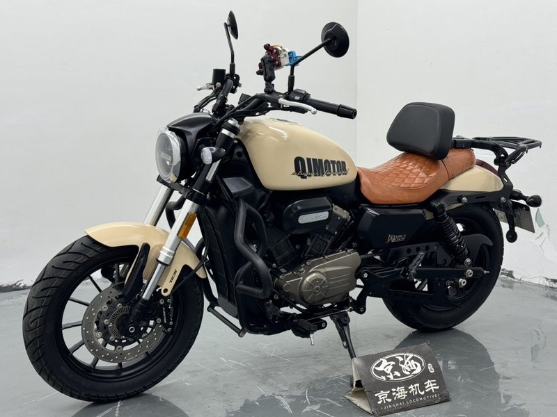 二手QJMOTOR闪300