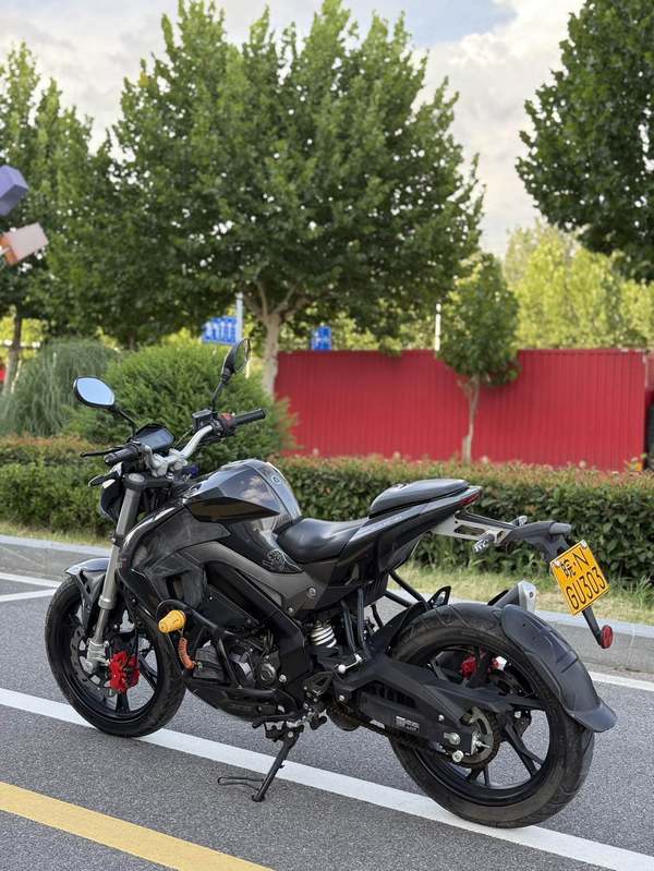 二手贝纳利小迅龙 BN150S