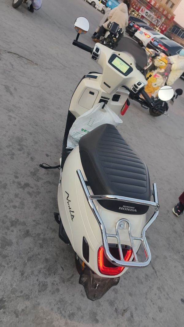 二手新大洲本田NS125LA