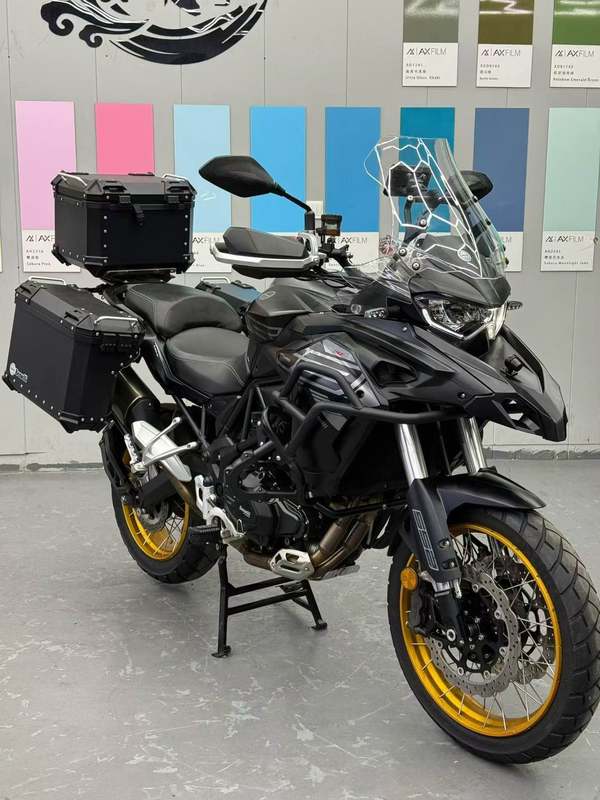 二手贝纳利TRK552