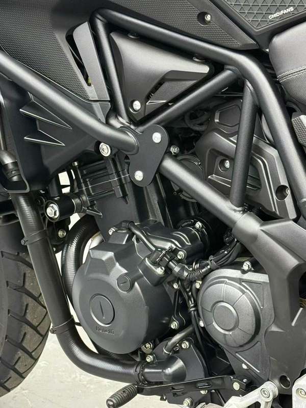 二手贝纳利TRK552