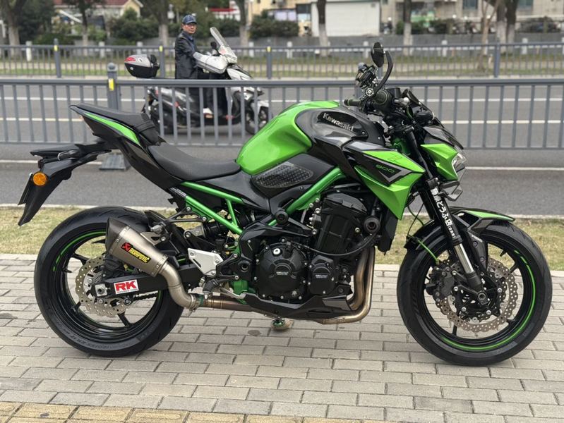 二手川崎Z900