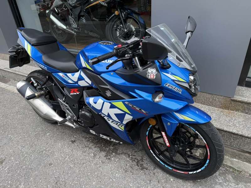 二手豪爵铃木GSX250R