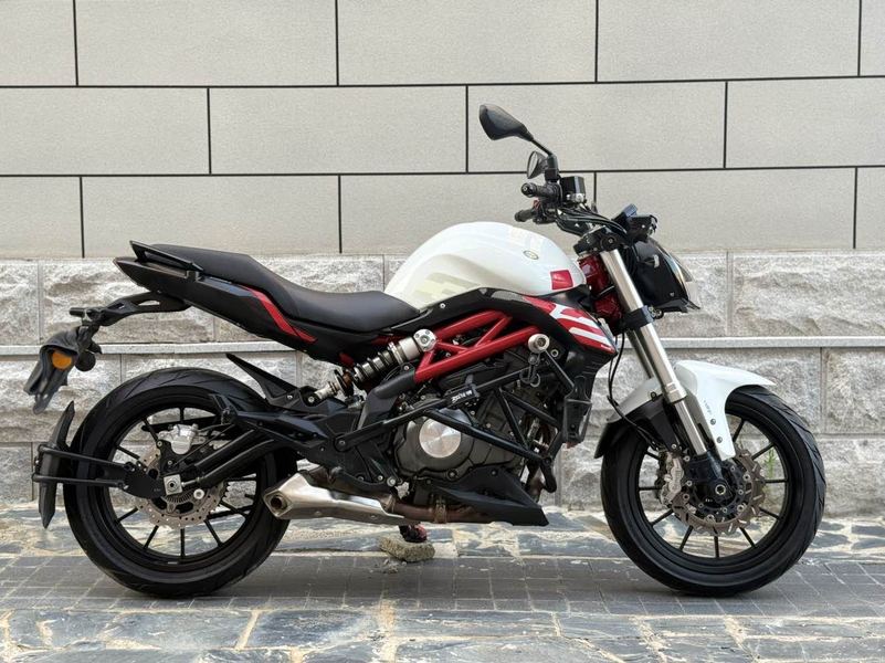 二手贝纳利蓝宝龙 BN302S