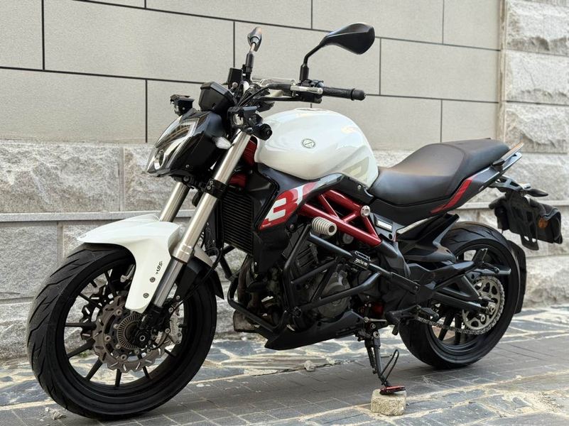 二手贝纳利蓝宝龙 BN302S