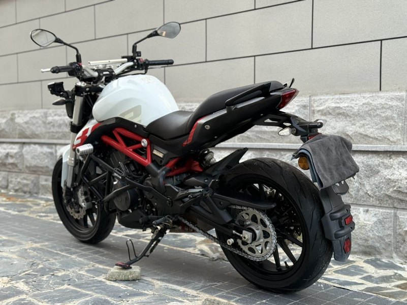 二手贝纳利蓝宝龙 BN302S