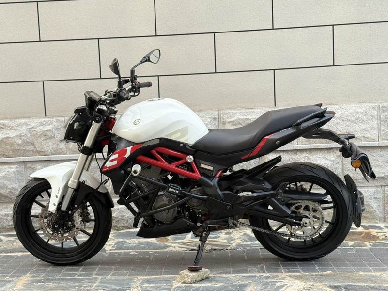 二手贝纳利蓝宝龙 BN302S