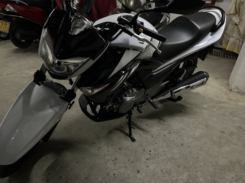 二手豪爵铃木骊驰 GW250