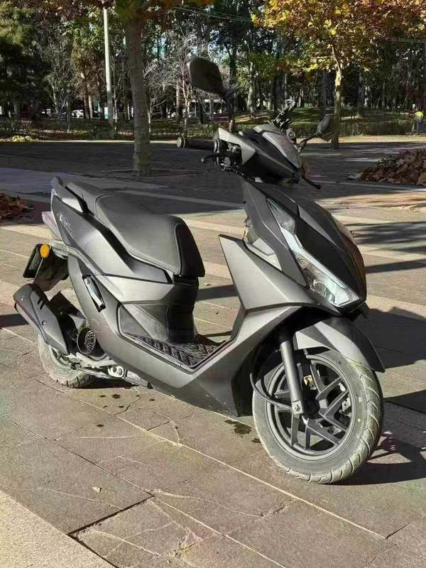 二手五羊本田NX125