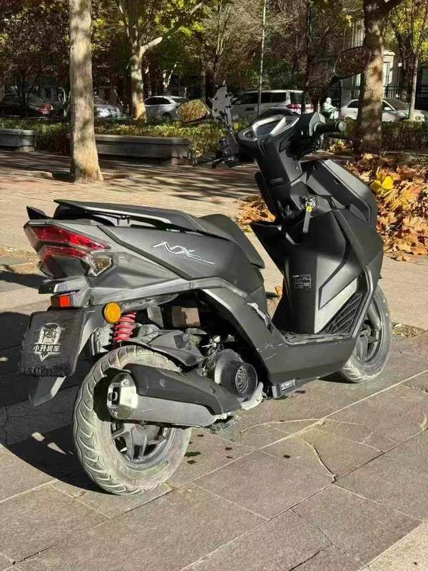 二手五羊本田NX125