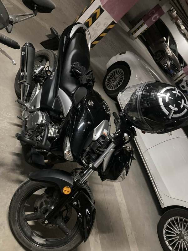 二手豪爵铃木骊驰 GW250