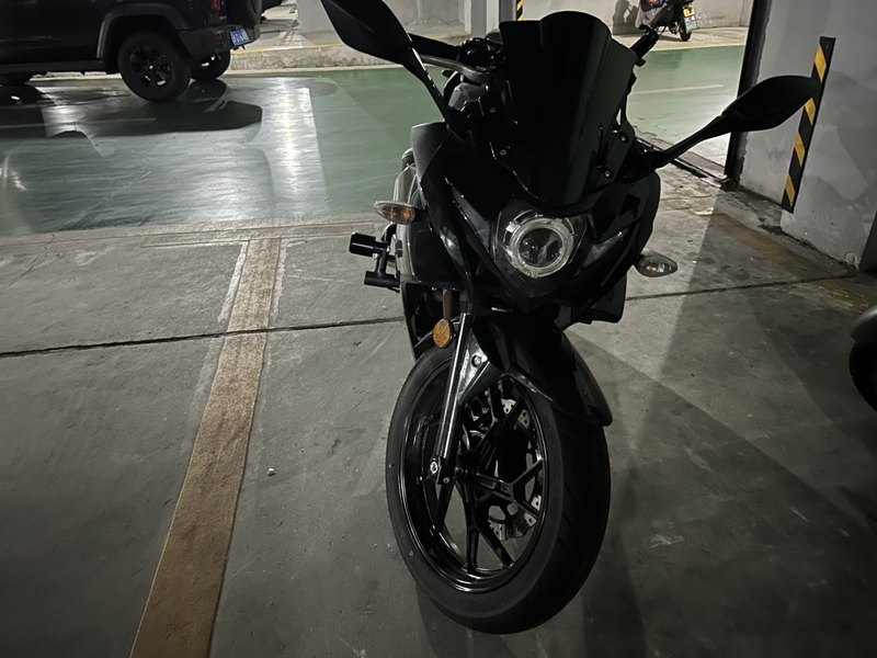 二手豪爵铃木GSX250R