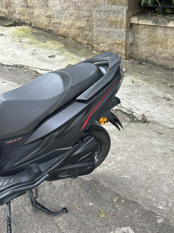 二手新大洲本田裂行 RX125Fi