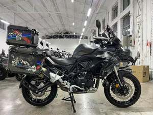 二手贝纳利金鹏 TRK502