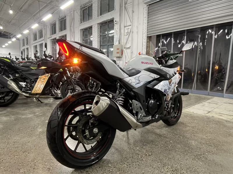 二手豪爵铃木GSX250R