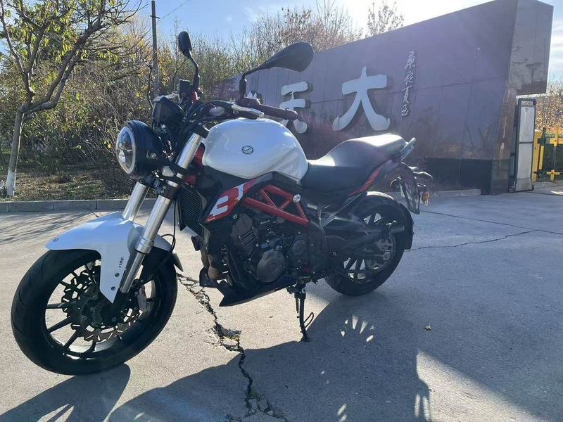 二手贝纳利蓝宝龙 BN302S