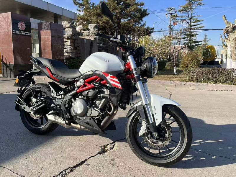 二手贝纳利蓝宝龙 BN302S