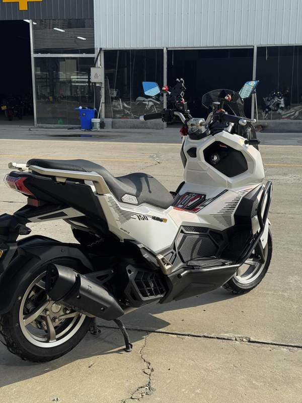 二手三阳哈士奇 Husky ADV150