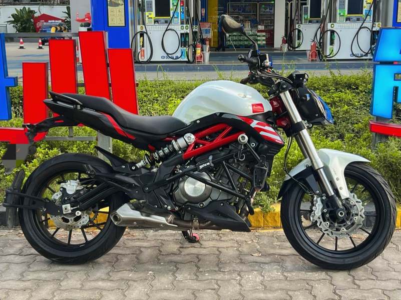 二手贝纳利蓝宝龙 BN302S