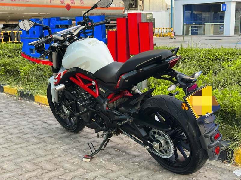 二手贝纳利蓝宝龙 BN302S