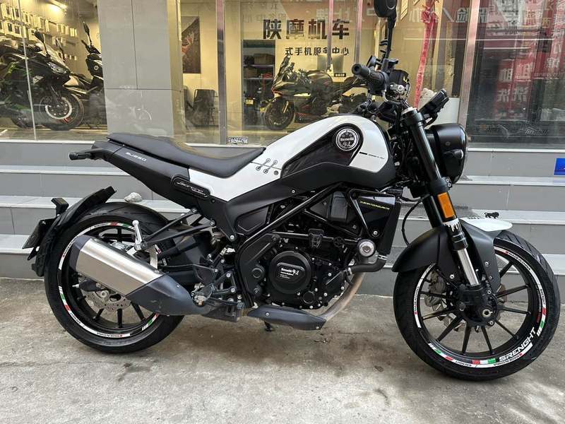 二手贝纳利幼狮 Leoncino 250