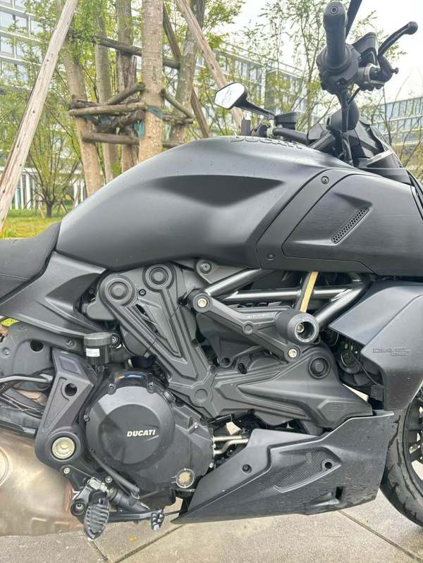 二手杜卡迪Diavel 