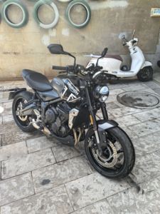 二手凯旋Trident 660