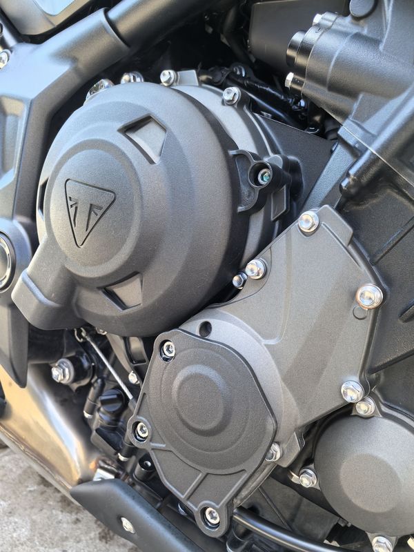 二手凯旋Trident 660