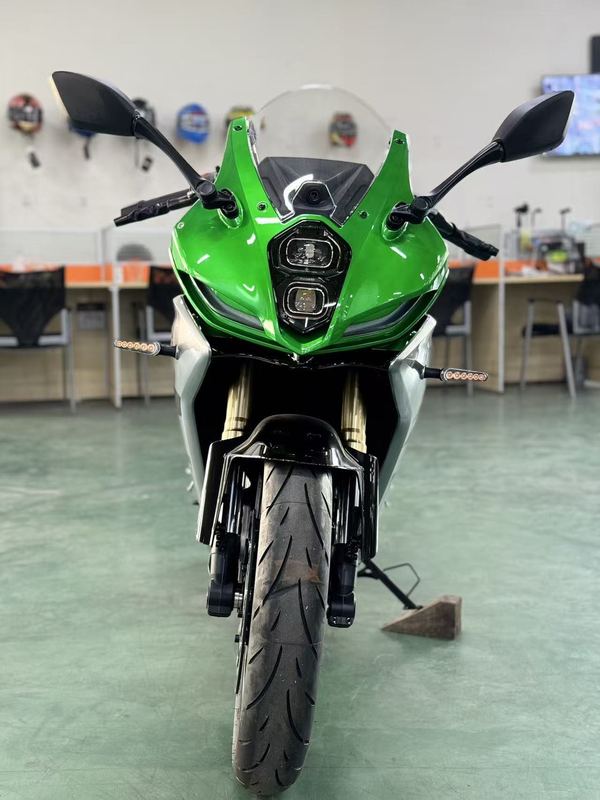 二手贝纳利龙卷风 Tornado 402R