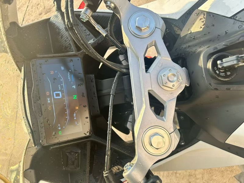 二手赛科龙RC250