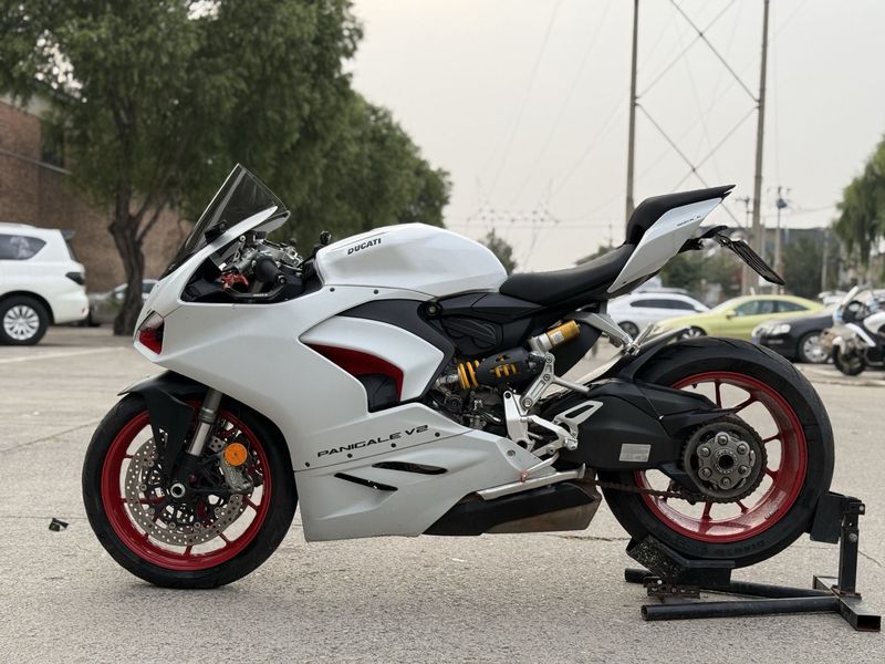 二手杜卡迪Panigale V2