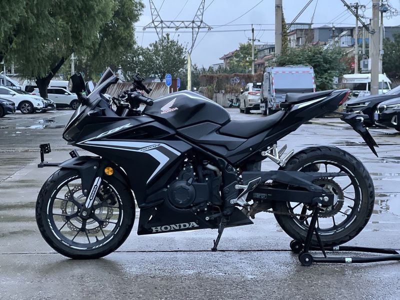 二手本田CBR400R