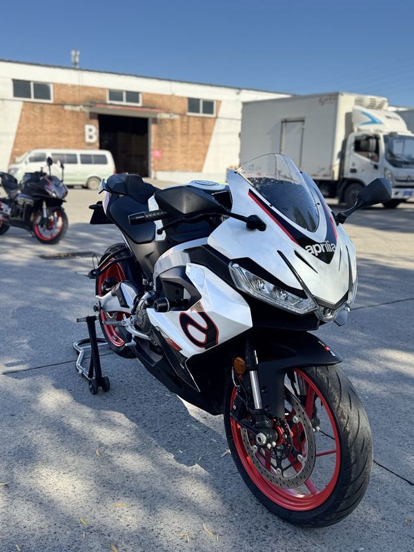 二手阿普利亚RS 457