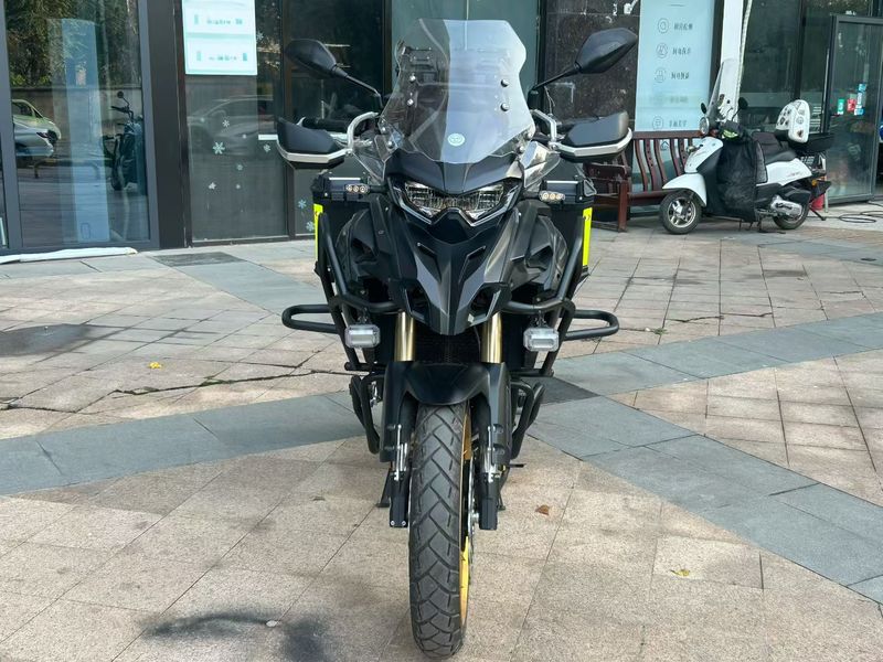 二手贝纳利TRK552