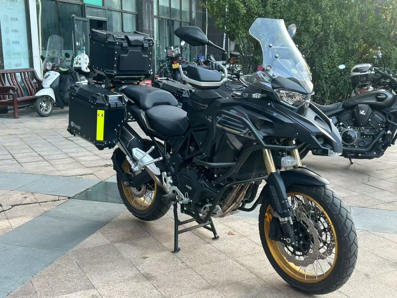 二手贝纳利TRK552