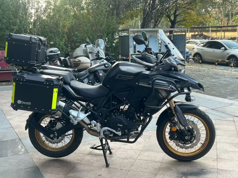 二手贝纳利TRK552