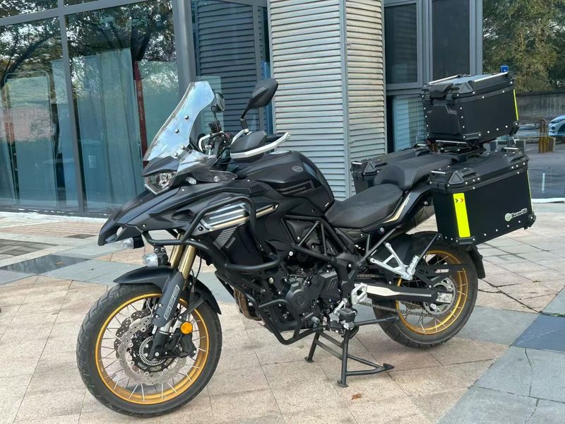 二手贝纳利TRK552