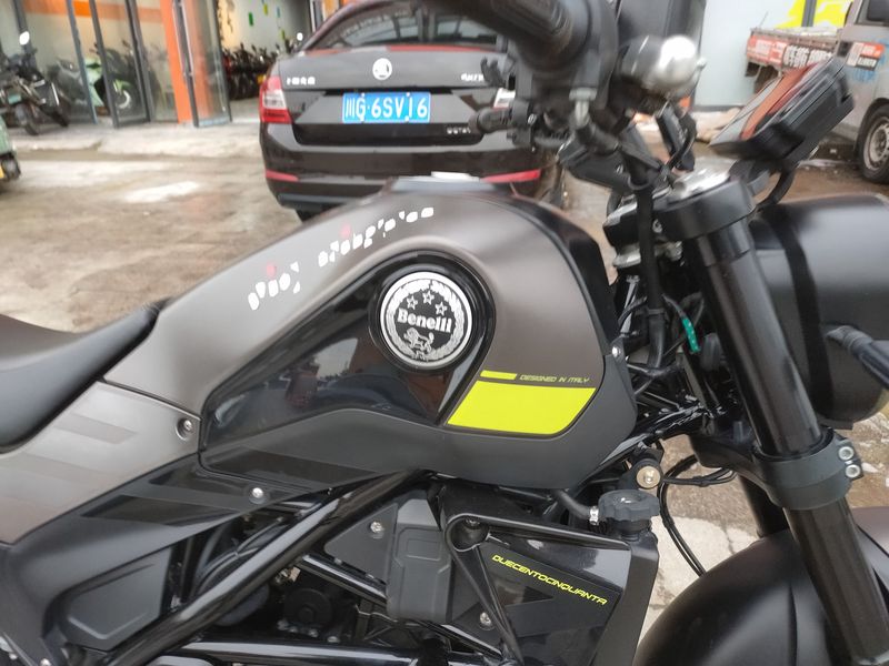 二手贝纳利幼狮 Leoncino 250