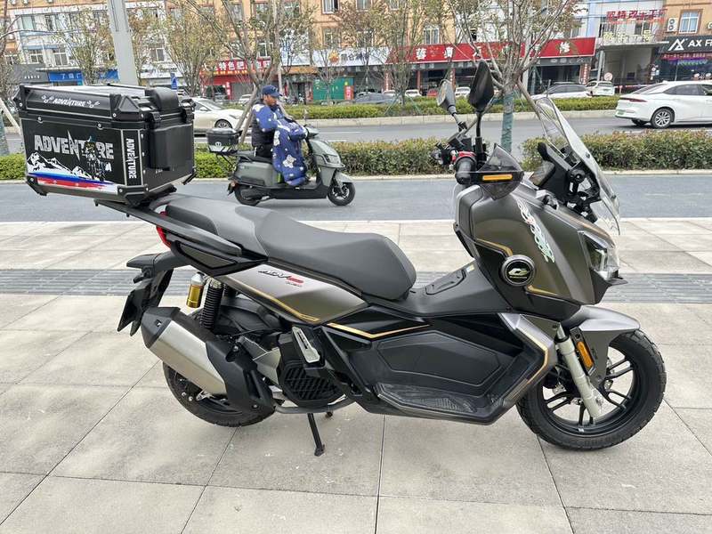 二手QJMOTOR鸿150ADV
