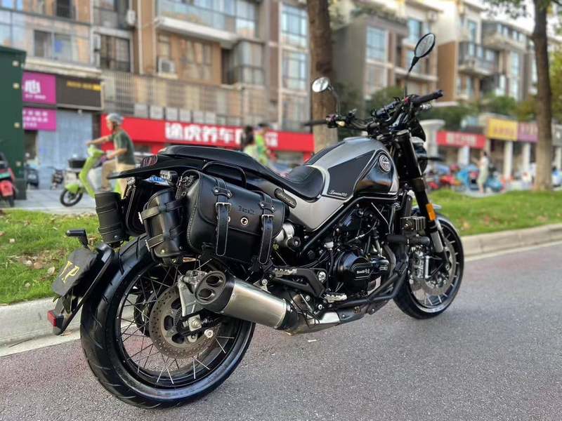 二手贝纳利幼狮 Leoncino 500