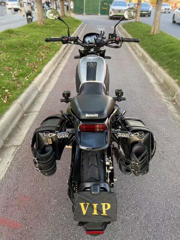 二手贝纳利幼狮 Leoncino 500