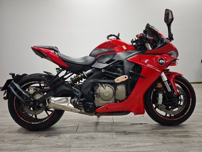 二手QJMOTOR赛600