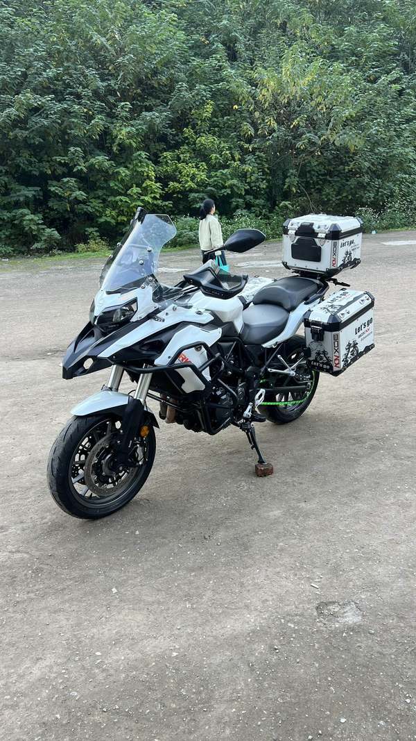 二手贝纳利金鹏 TRK502