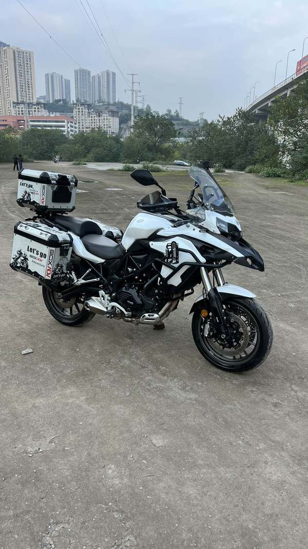 二手贝纳利金鹏 TRK502