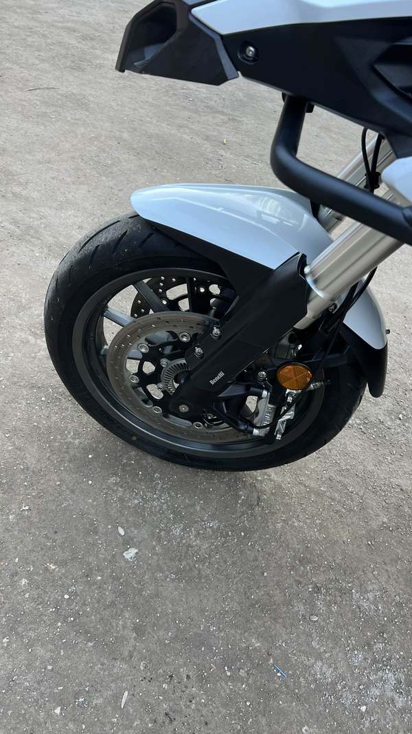 二手贝纳利金鹏 TRK502