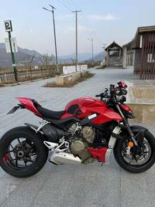 二手杜卡迪Street Fighter V4