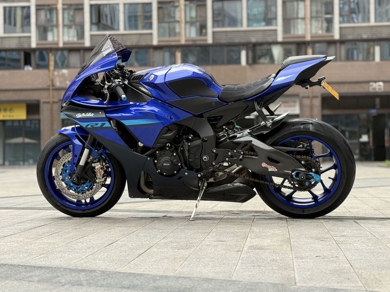 二手雅马哈YZF-R1